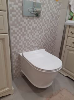 Унитаз подвесной SantiLine SL-5009 безободковый белый